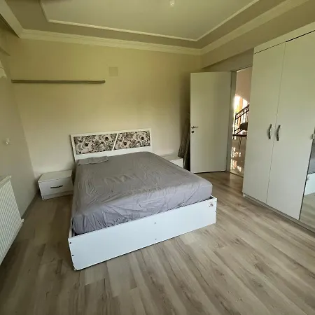 Ξενοδοχείο X - Cozy Near The And And Airport